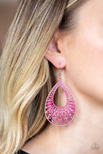 Load image into Gallery viewer, Flamingo Flamenco - Pink Earrings