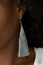 Load image into Gallery viewer, In Full PLUME - Silver Earrings